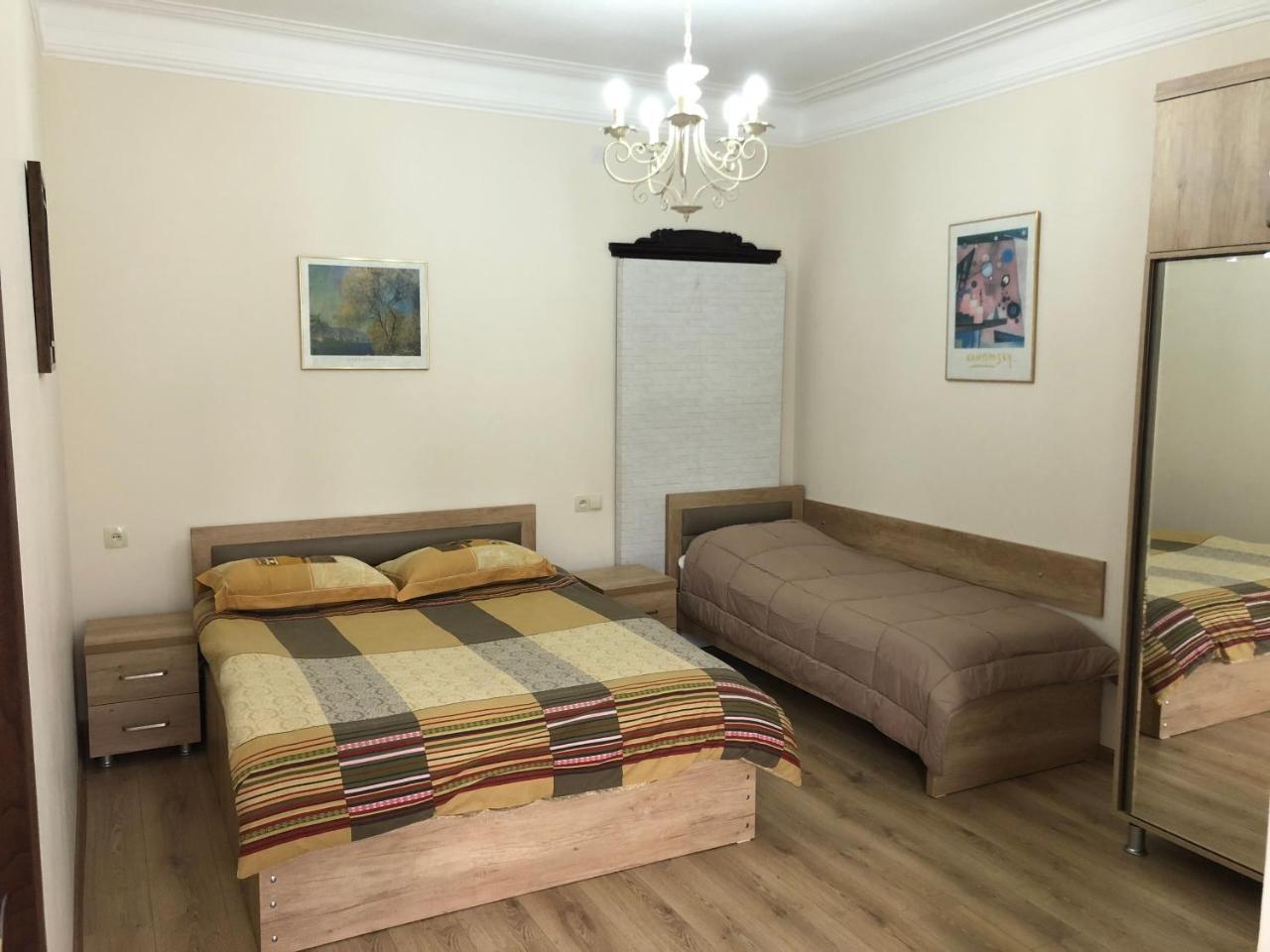 Temo Guest House 10 Μπατούμι Εξωτερικό φωτογραφία