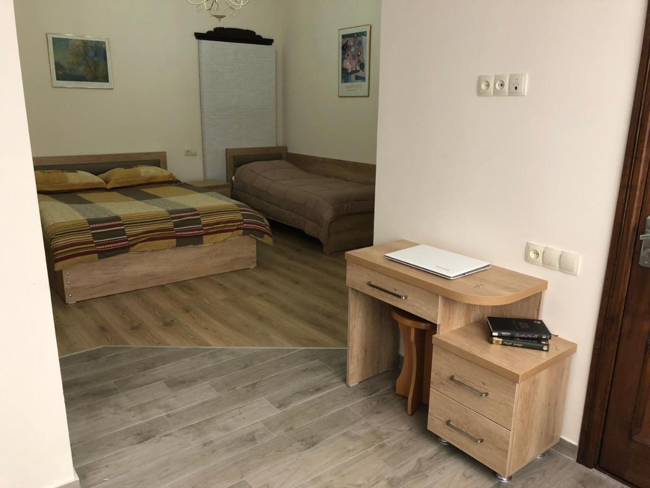 Temo Guest House 10 Μπατούμι Εξωτερικό φωτογραφία