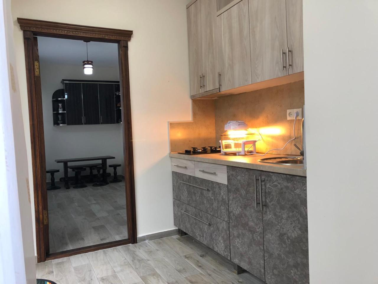 Temo Guest House 10 Μπατούμι Εξωτερικό φωτογραφία